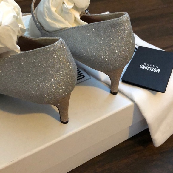 Sale! New Authentic moschino silver heels